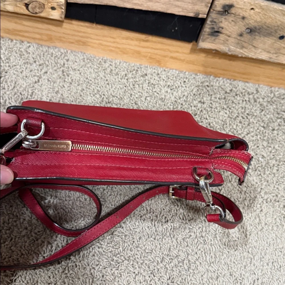 Michael‎ Kors Selma Red Saffiano Leather Red Crossbody bag